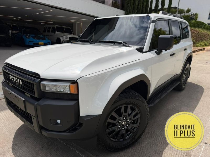 Toyota Prado tx 2026 diesel 2.8 Blindaje 2 Plus - imagen secundaria 2