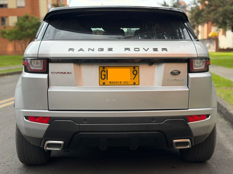 Range Rover Evoque 2019 muy buen estado - imagen secundaria 2