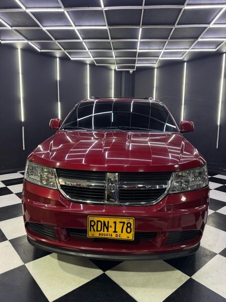 DODGE JOURNEY SE - imagen secundaria 1