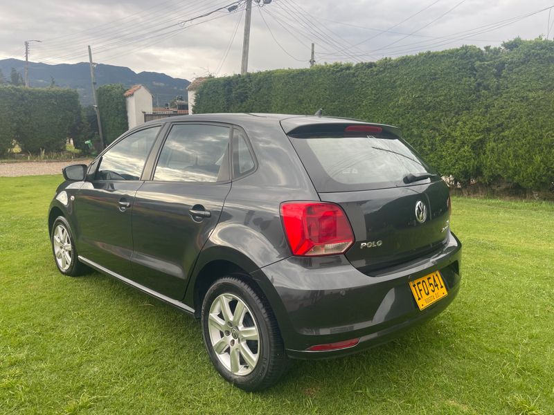 2015 VOLKSWAGEN POLO PERFECTO ESTADO. ASEGURABLE - imagen secundaria 2