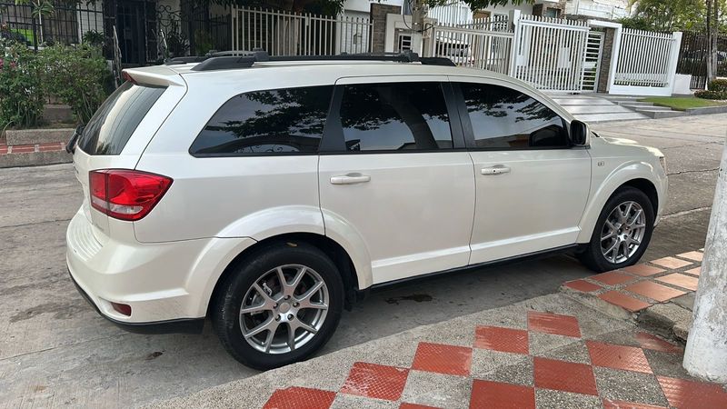 Dodge journey 7 puestos - imagen secundaria 2