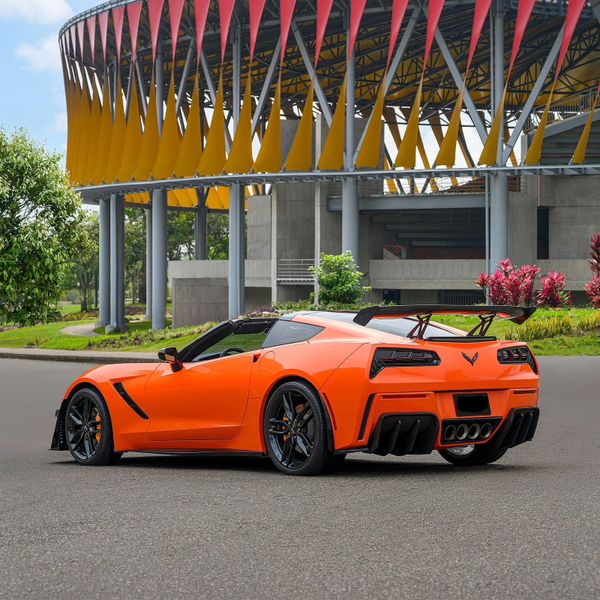 CHEVROLET CORVETTE C7 - imagen secundaria 2