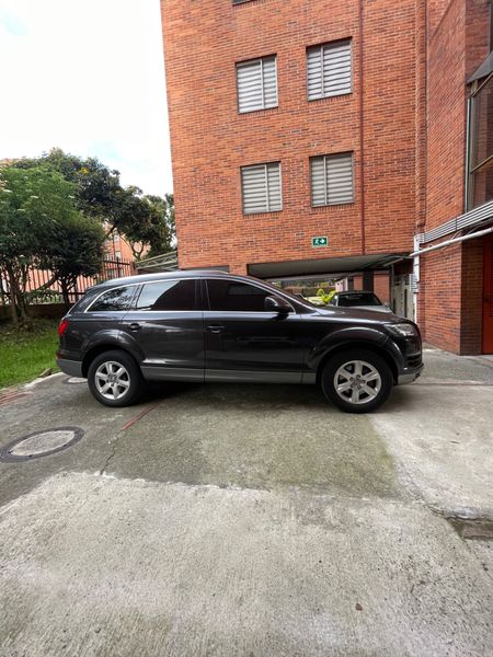 Vendo Audi Q7 3.0TFSI 130Mil KMS - imagen secundaria 2