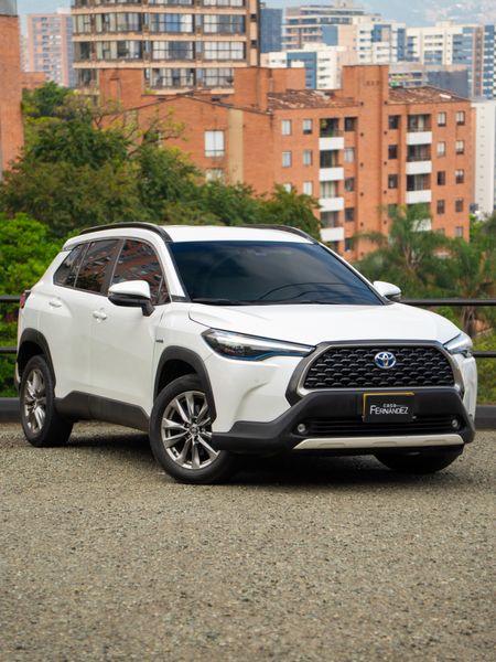 Toyota Corolla Cross 2022 - imagen secundaria 1