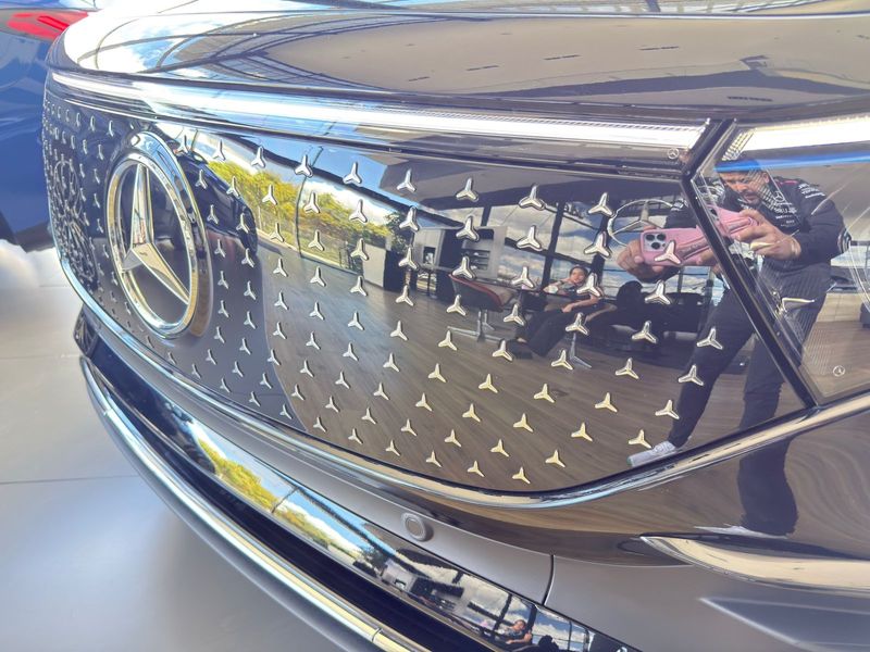 Mercedes Benz EQA 250 AMG LINE DEMO CAR TEST DRIVE A LA VENTA 30KM DE USO GRAN AHORRO - imagen secundaria 2