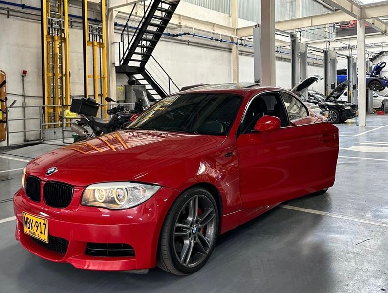 BMW 135i E82 2012 - imagen secundaria 2