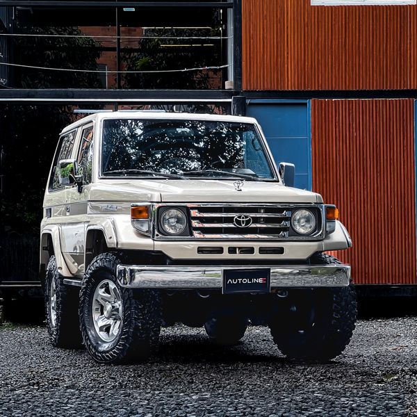 Toyota Land Cruiser FZJ 71 2005
