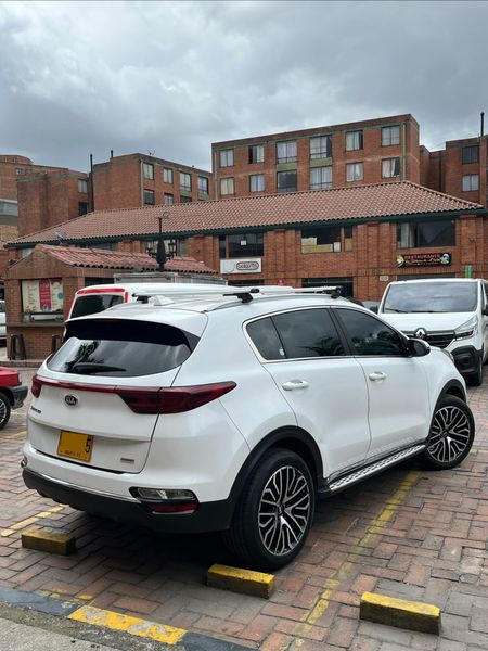 Kia Sportage LX 2020 - imagen secundaria 1