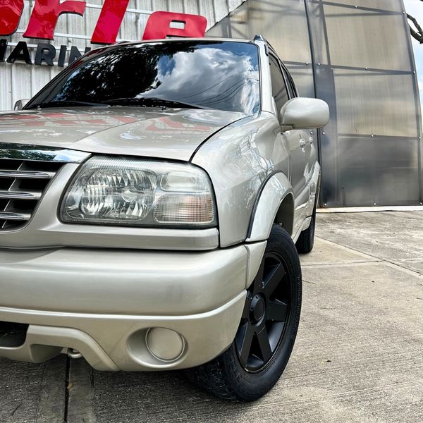 Chevrolet Grand Vitara 4x4 - imagen secundaria 1
