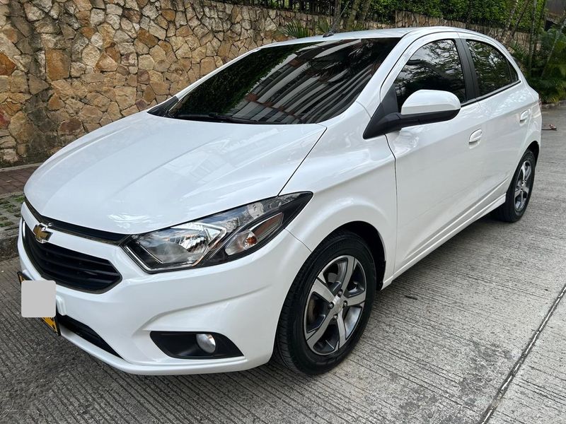 Chevrolet Onix LTZ - imagen 1
