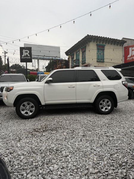 TOYOTA 4RUNNER 2018 - imagen secundaria 2