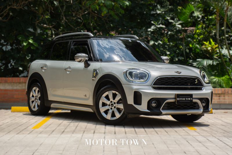 MINI COOPER SE ALL4 COUNTRYMAN  HIBRIDO 2022 MANTENIMIENTOS INCLUIDOS HASTA JULIO 2026