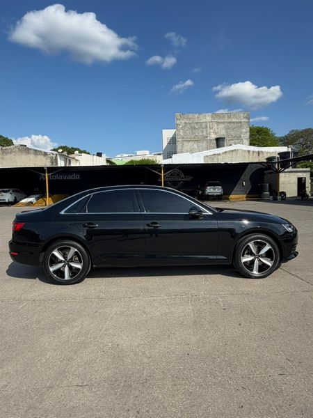 Audi A4 Dynamic - imagen secundaria 1