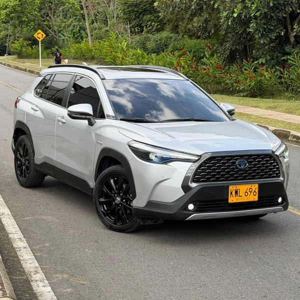 TOYOTA COROLLA CROSS SEG  2022 - imagen secundaria 2