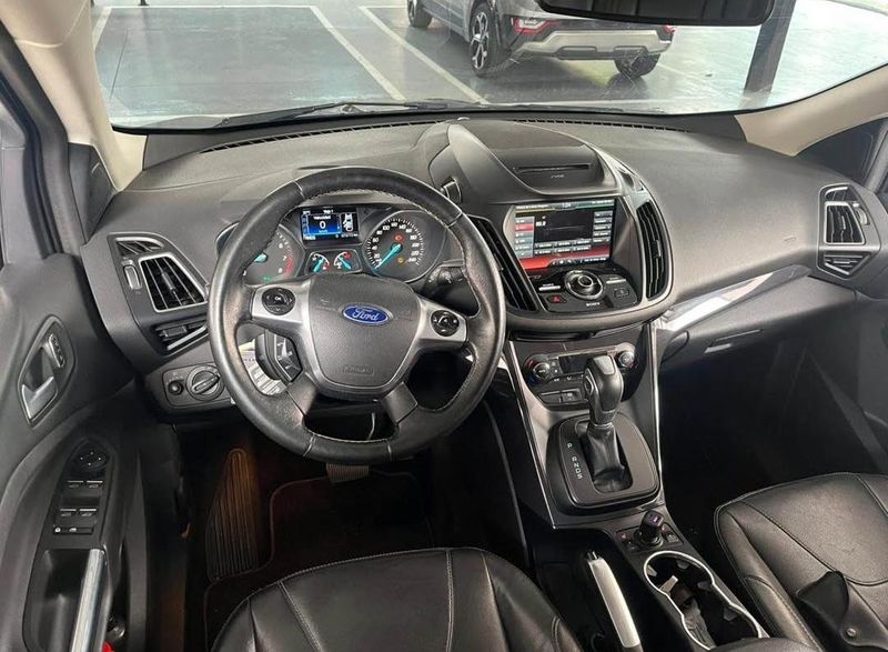 Ford Escape Titanium 2016 - imagen secundaria 1