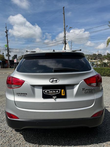 HYUNDAI TUCSON iX35 GLS  2016 - imagen secundaria 2