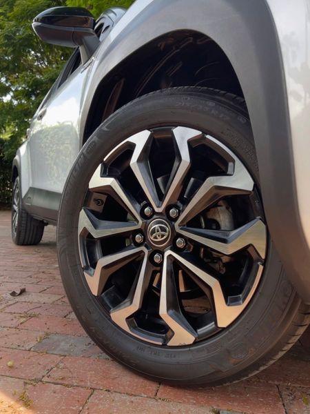Toyota Yaris Cross XLS 2024 - imagen secundaria 1