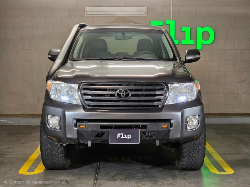Toyota Land Cruiser LC200 Sahara  4.5 Diesel V8 2014 - imagen secundaria 1