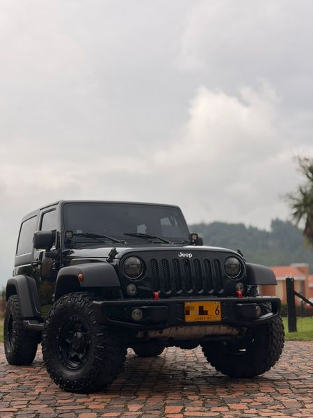 Jeep Wrangler 2017 - PERFECTO ESTADO - imagen secundaria 1