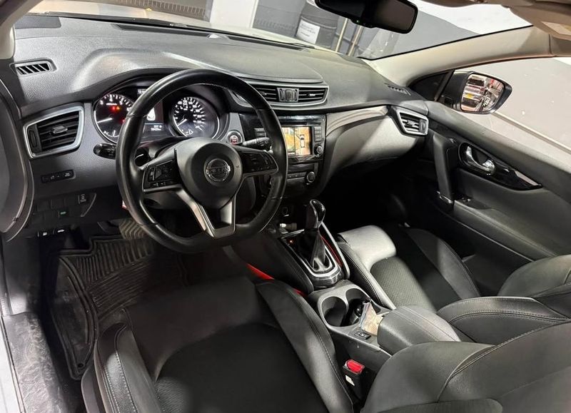 Nissan Qashqai Exclusive 2022 - imagen secundaria 2