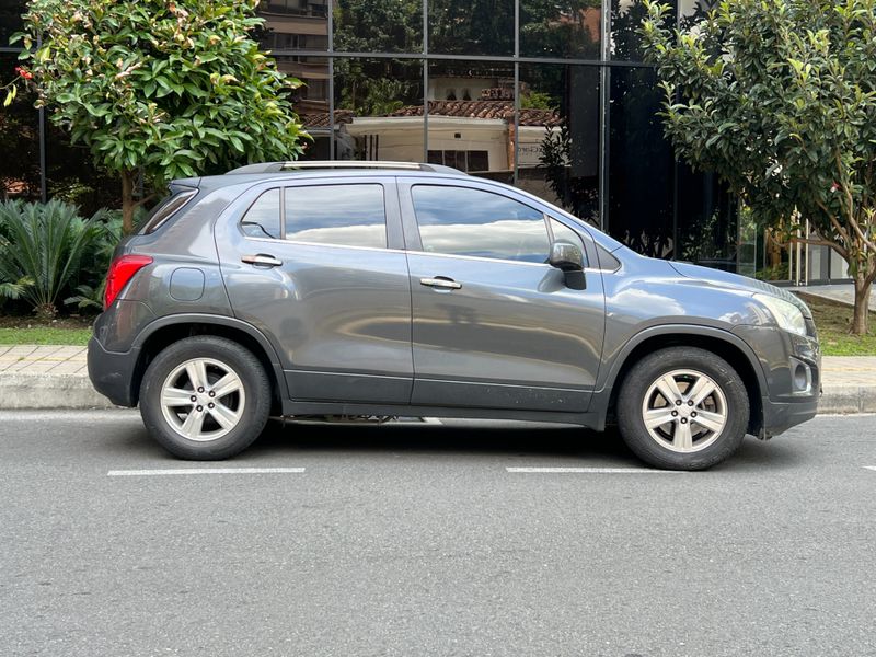 Chevrolet Tracker LT 2014 - imagen secundaria 1