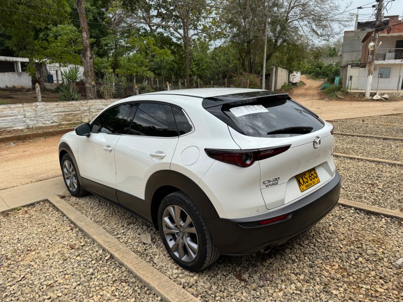 Mazda CX30 Grand Touring - imagen secundaria 2