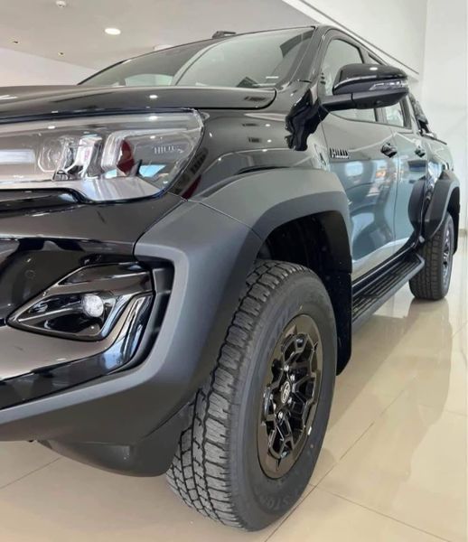 Toyota Hilux GR 2026 - imagen secundaria 2