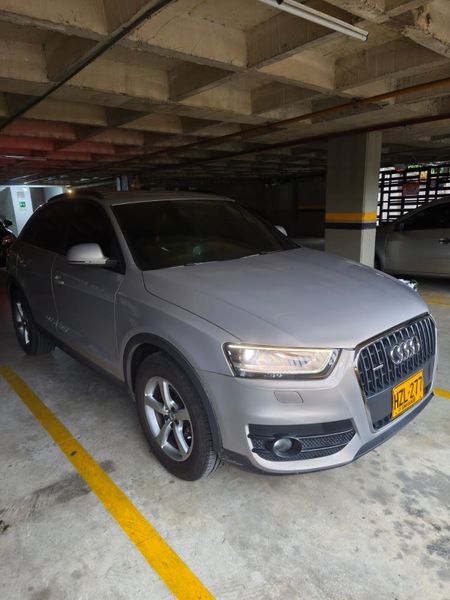 Audi Q3 2015 2.0T - imagen secundaria 1
