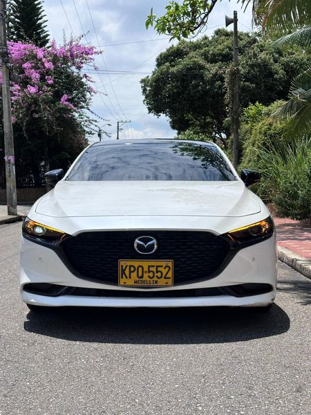 Mazda 3 Touring 2022 - imagen secundaria 1