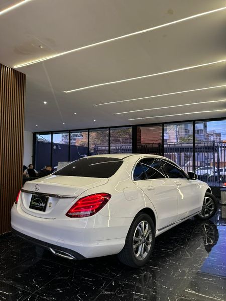 MERCEDES BENZ C180 - imagen secundaria 1