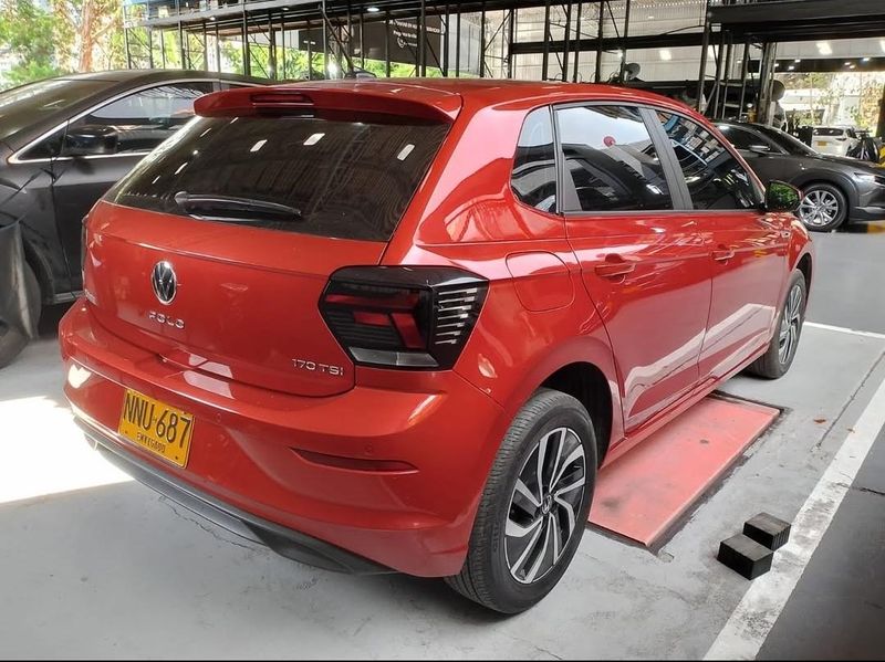 Volkswagen Polo Highline 2024 - imagen secundaria 2