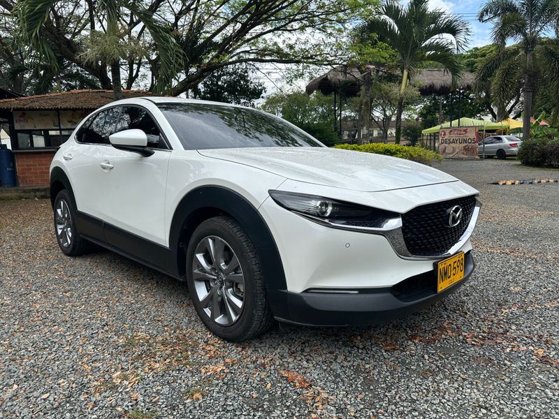 MAZDA CX30 TOURING 2024 - imagen secundaria 1