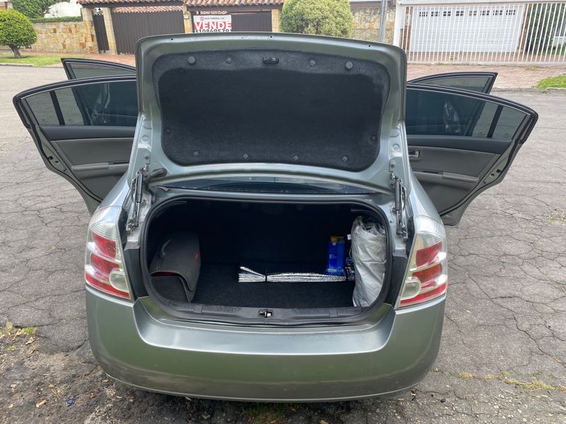 Nissan Sentra B16 - imagen secundaria 2