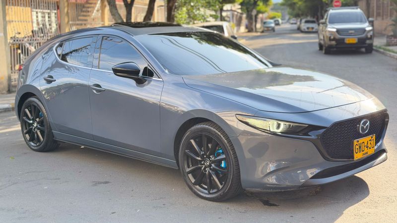 Mazda 3 2020 japonés - imagen secundaria 1