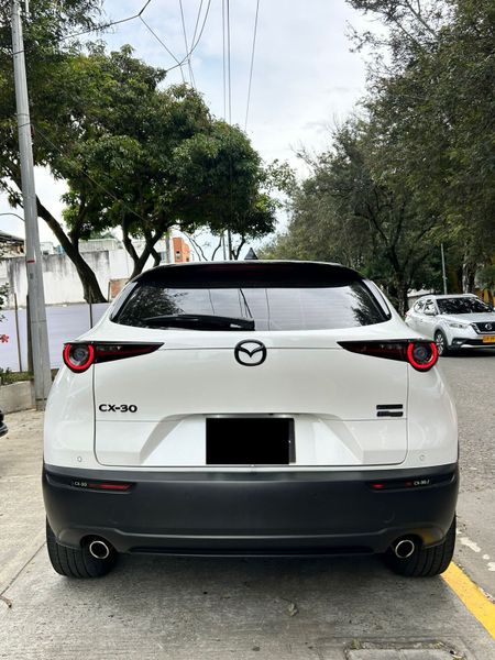Mazda CX30 TOURING HIBRIDA - imagen secundaria 2
