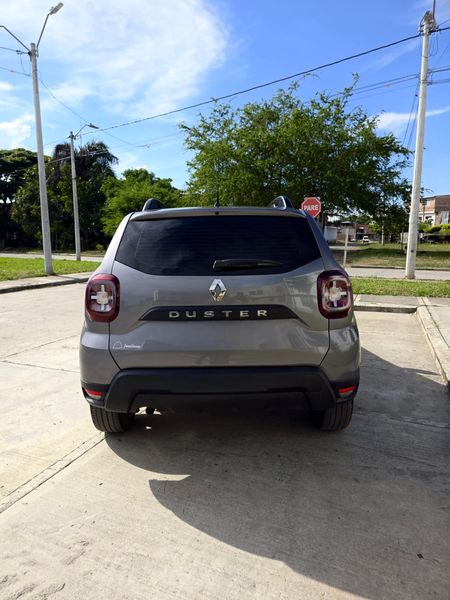 Renault Duster 2024 Zen 1.6cc - imagen secundaria 2