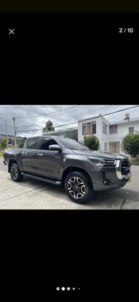 Toyota Hilux srx 2.8 2023 - imagen secundaria 1