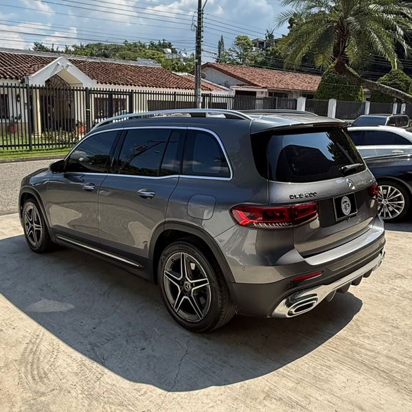 Mercedes Benz - GLB 200 - 2022 - imagen secundaria 2