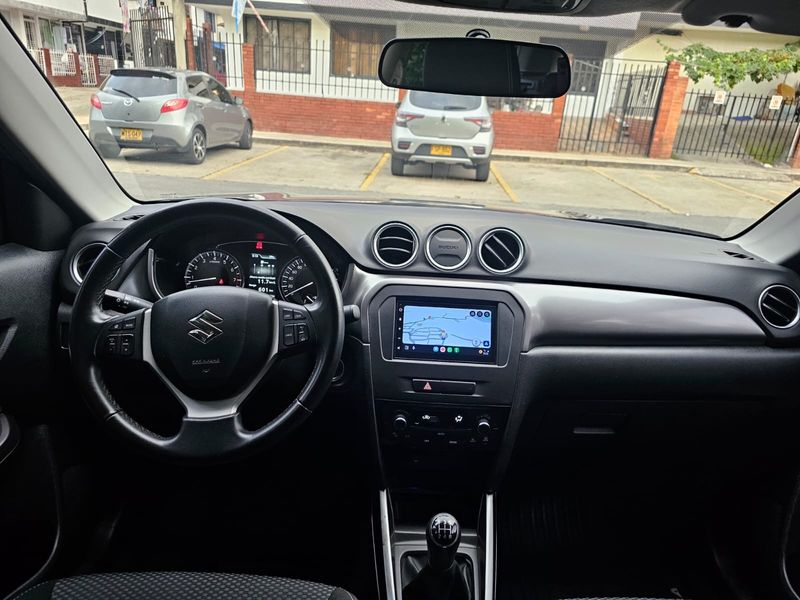 SUZUKI VITARA 2WD MT - imagen secundaria 2