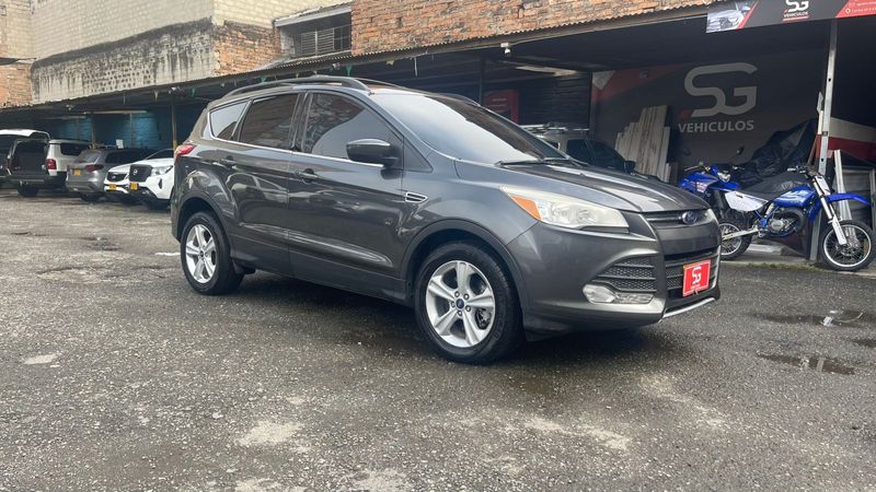 Ford Escape Modelo 2015 - imagen secundaria 2