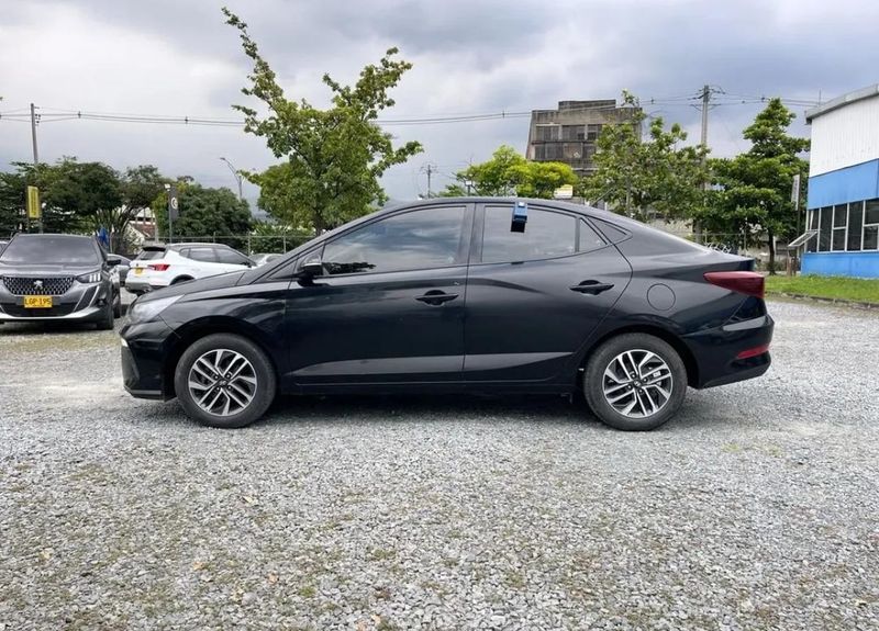 Hyundai Accent HB20S Advance 2024 - imagen secundaria 2