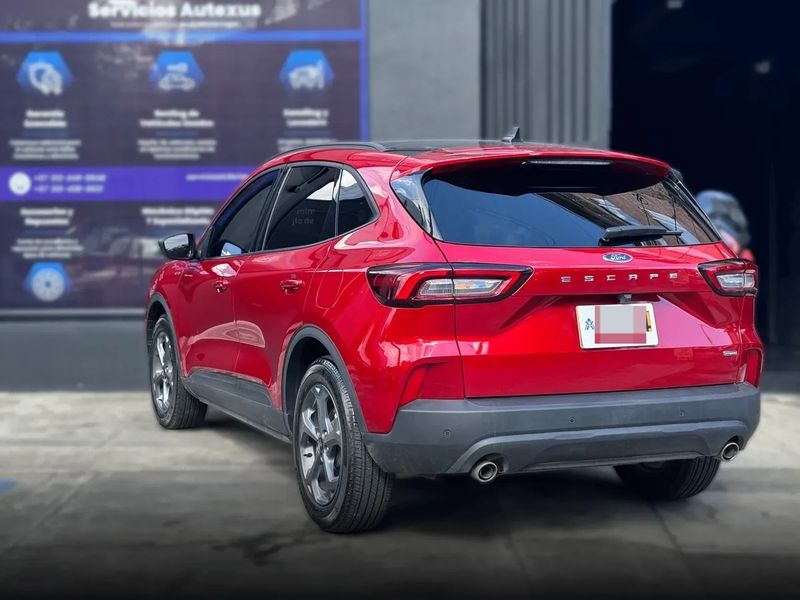 Ford Escape St-Line Ecvt Hibrido 2025 - imagen secundaria 2
