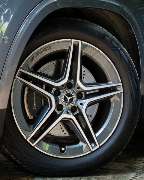 Mercedes-Benz GLA 250 Híbrida - imagen secundaria 1