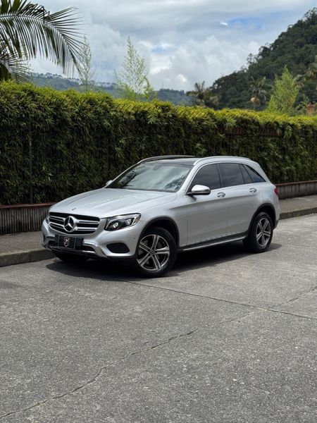 Mercedes Benz Glc220 D 2019 - imagen secundaria 1