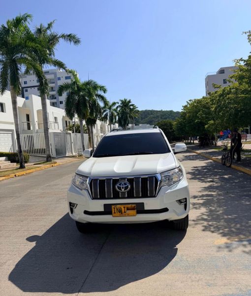 Toyota Prado TXL 2015 3.0 DIESEL - imagen secundaria 1