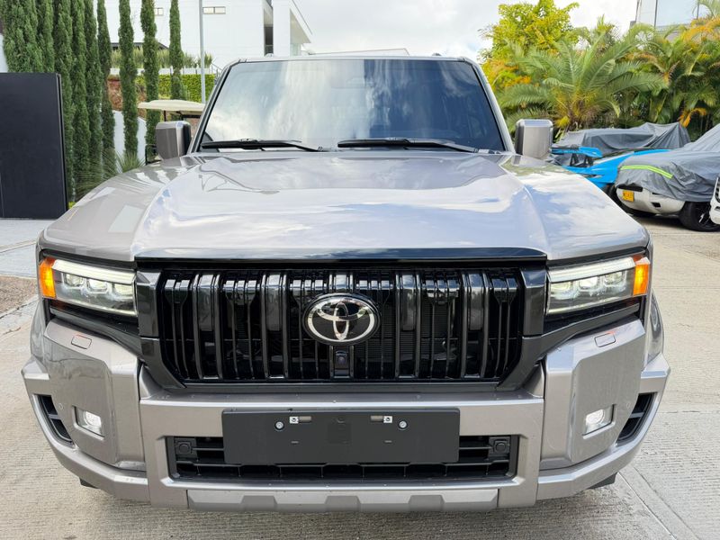 TOYOTA PRADO LC250 VX - imagen secundaria 1