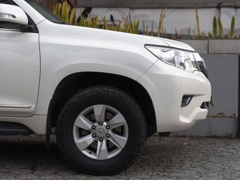 Toyota Prado TXL 3.0 2020 - imagen secundaria 2