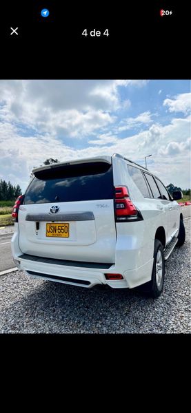 Toyota Prado TXL 2024 - imagen secundaria 1