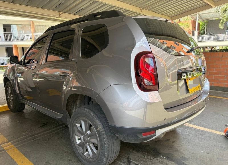 Renault Duster  2.0 Dynamique 4x2 AT - imagen secundaria 1