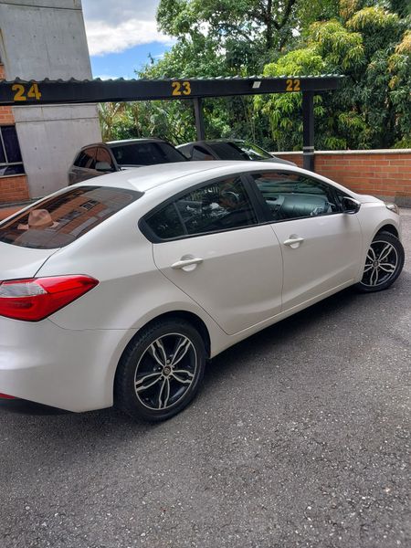 Kia cerato pro 2016 - imagen secundaria 2